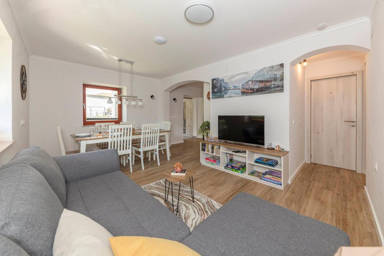 Apartments Ribnica Бохин Екстериор снимка