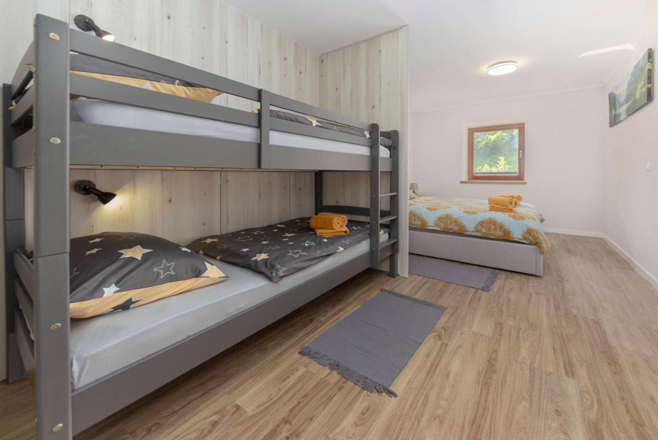 Apartments Ribnica Бохин Екстериор снимка